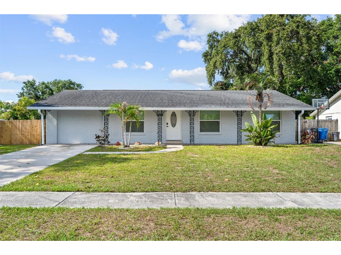9053 Hickory Circle Tampa FL 33615 TB8393359 image1