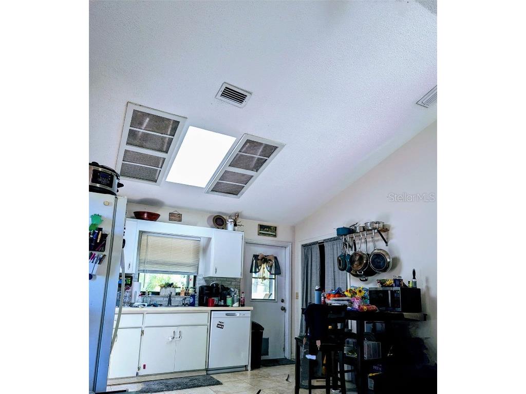 9054 S Tara Point Floral City FL 34436 OM710121 image6