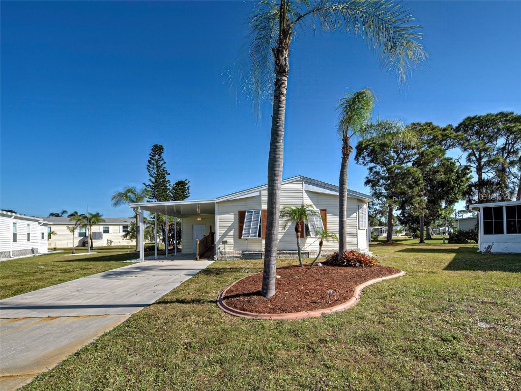 9056 Kestral Circle Englewood FL 34224 N6138413 image1
