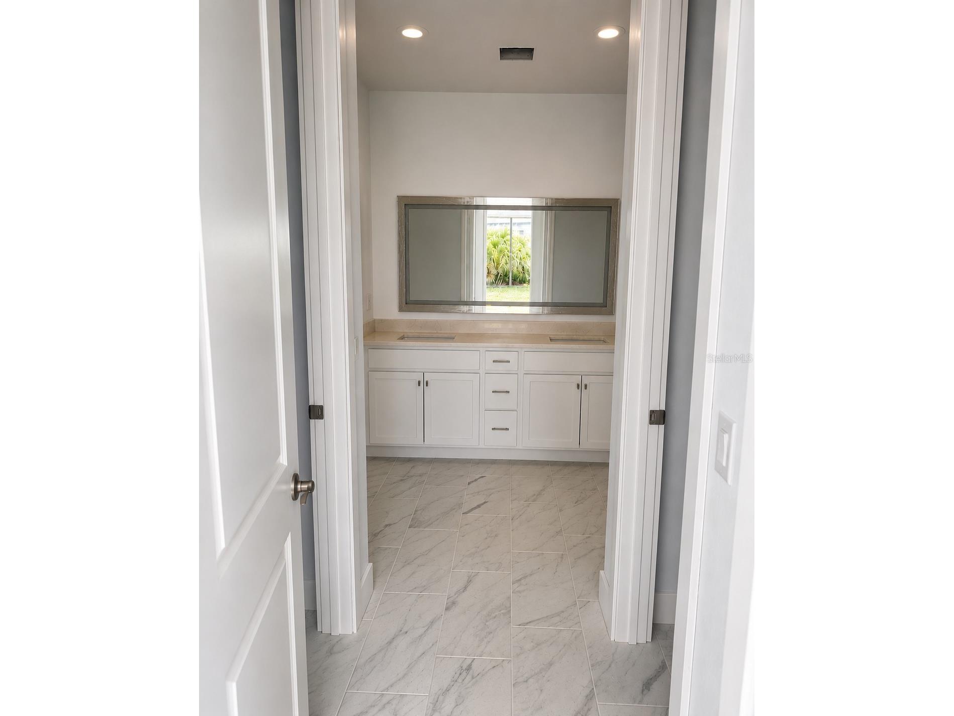 9057 Bantry Bay Boulevard Englewood FL 34224 O6427292 image9