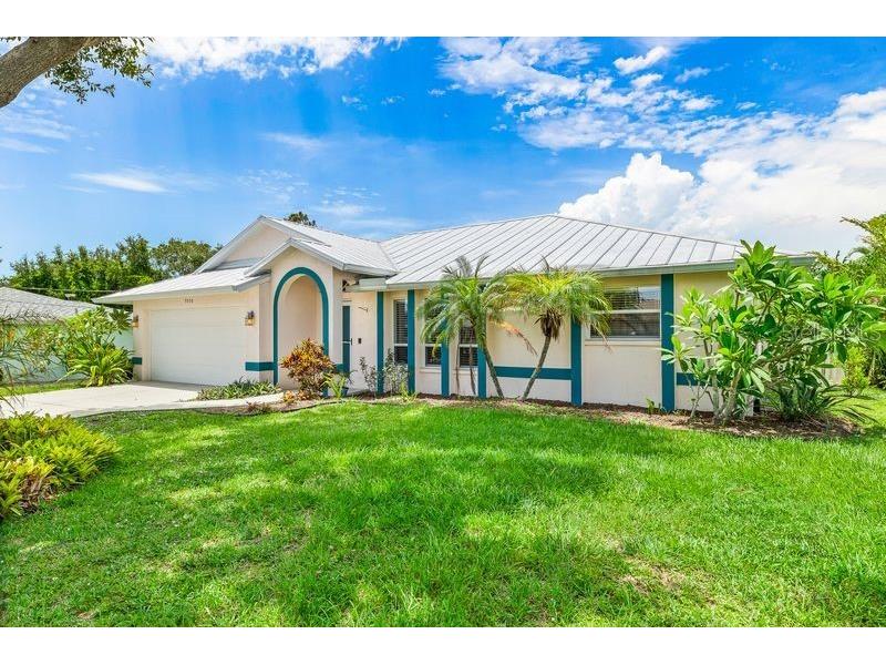 9058 Apple Valley Avenue Englewood FL 34224 A4655634 image1