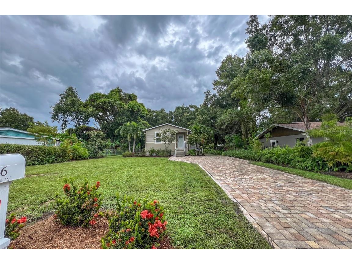 906 17th Ave W Palmetto FL 34221 A4621579 image1