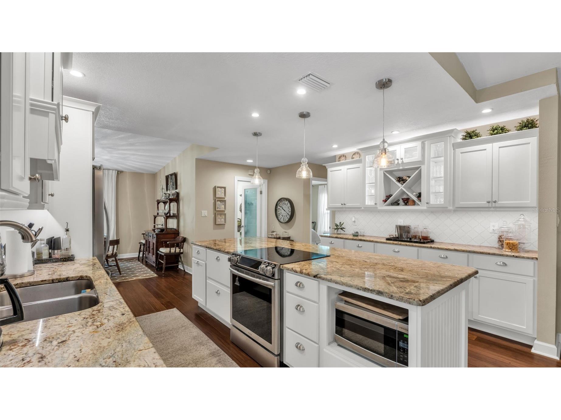 906 Crestview Drive Auburndale FL 33823 - LAKE WHISTLER L4961301 image11