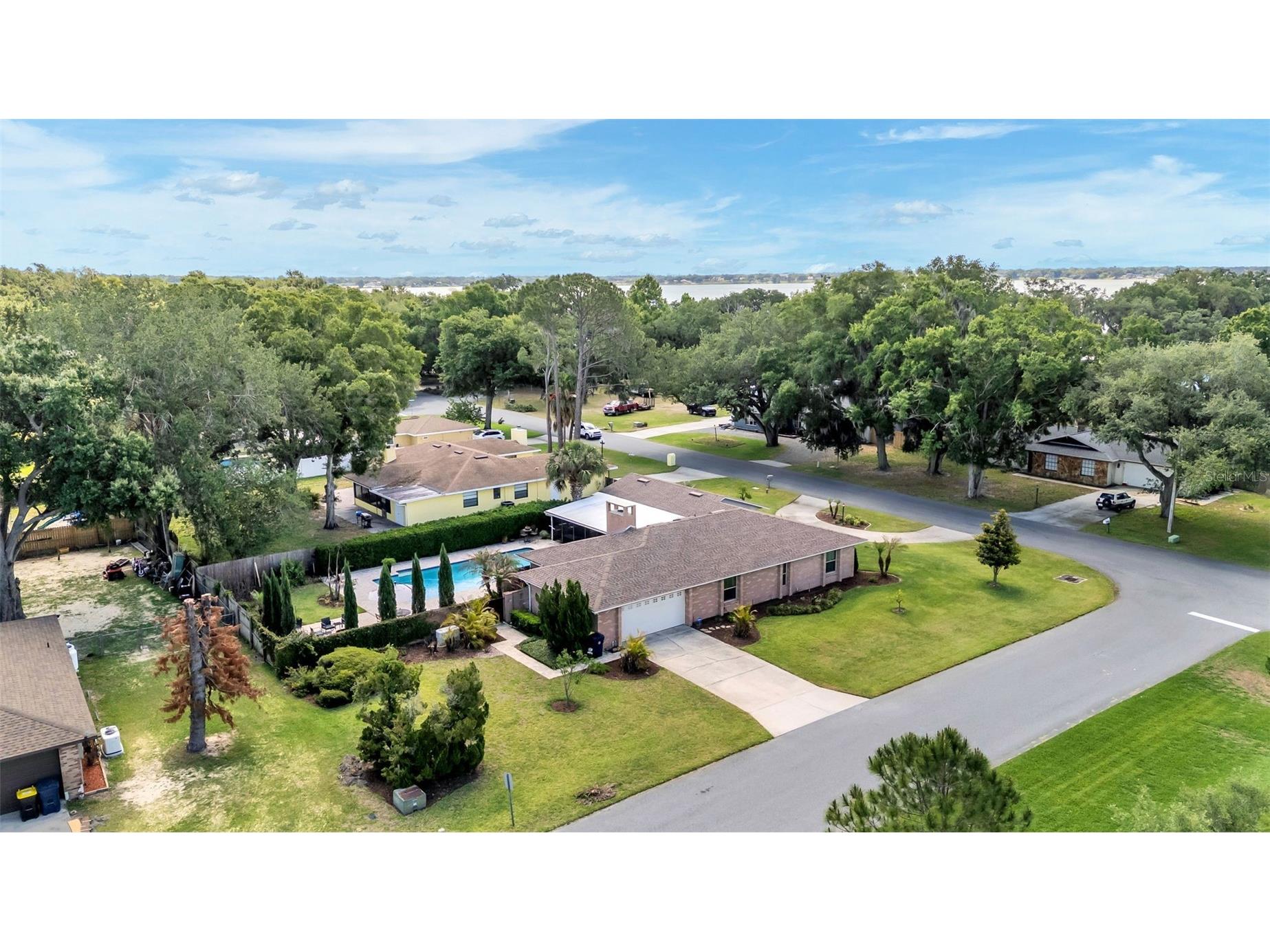 906 Crestview Drive Auburndale FL 33823 - LAKE WHISTLER L4961301 image4