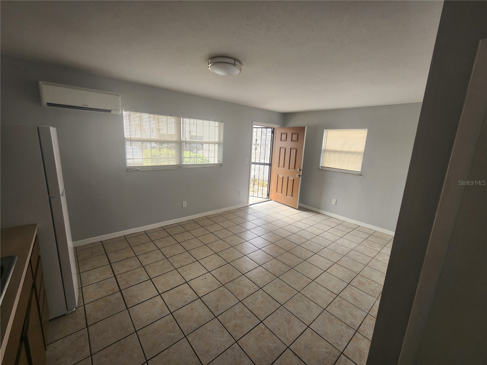 906 E 108th Avenue Tampa FL 33612 TB8486938 image5