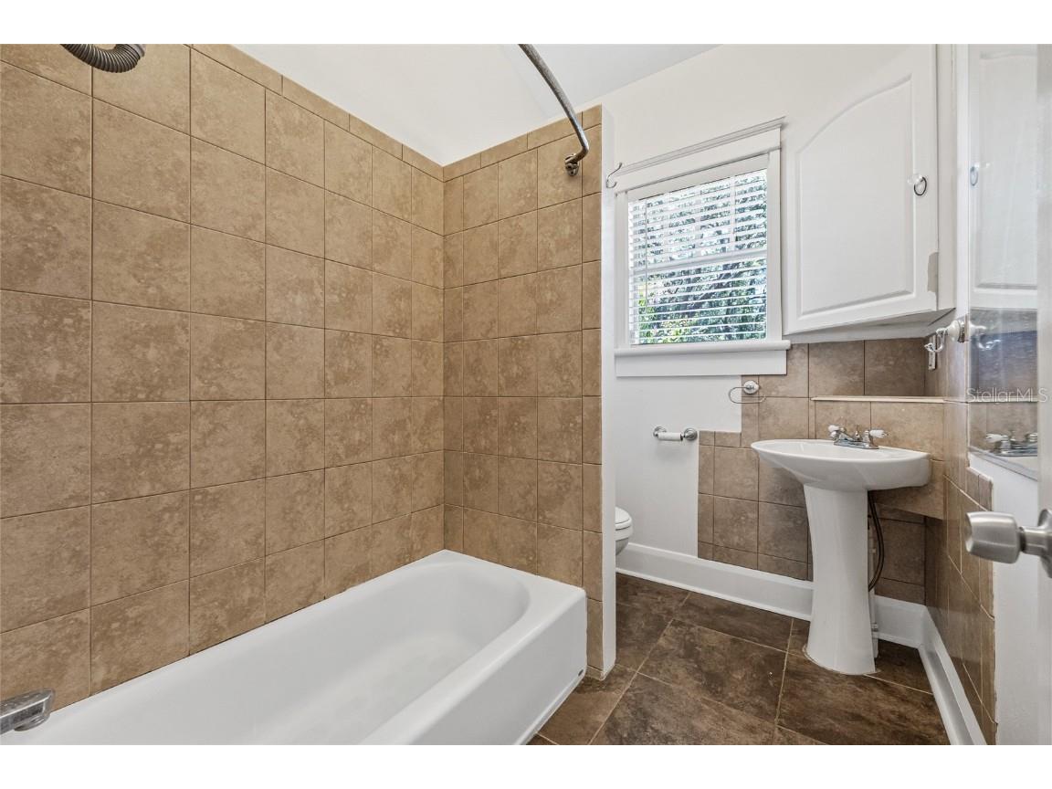 906 E Broad Street Tampa FL 33604 TB8380696 image19