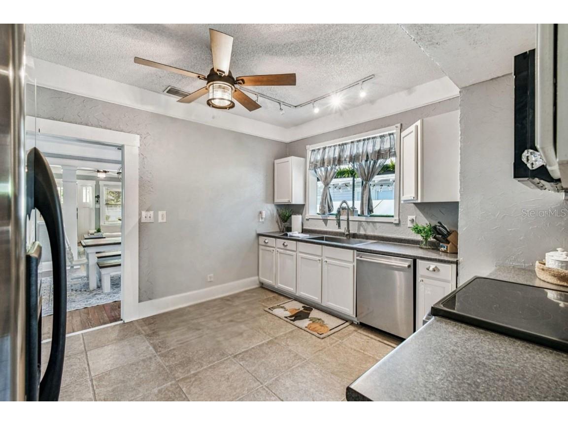 906 E Hamilton Avenue Tampa FL 33604 TB8439582 image16