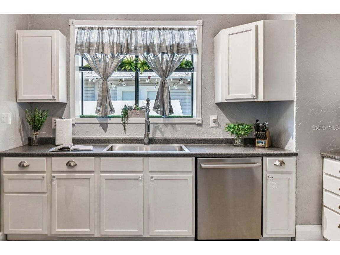 906 E Hamilton Avenue Tampa FL 33604 TB8439582 image18