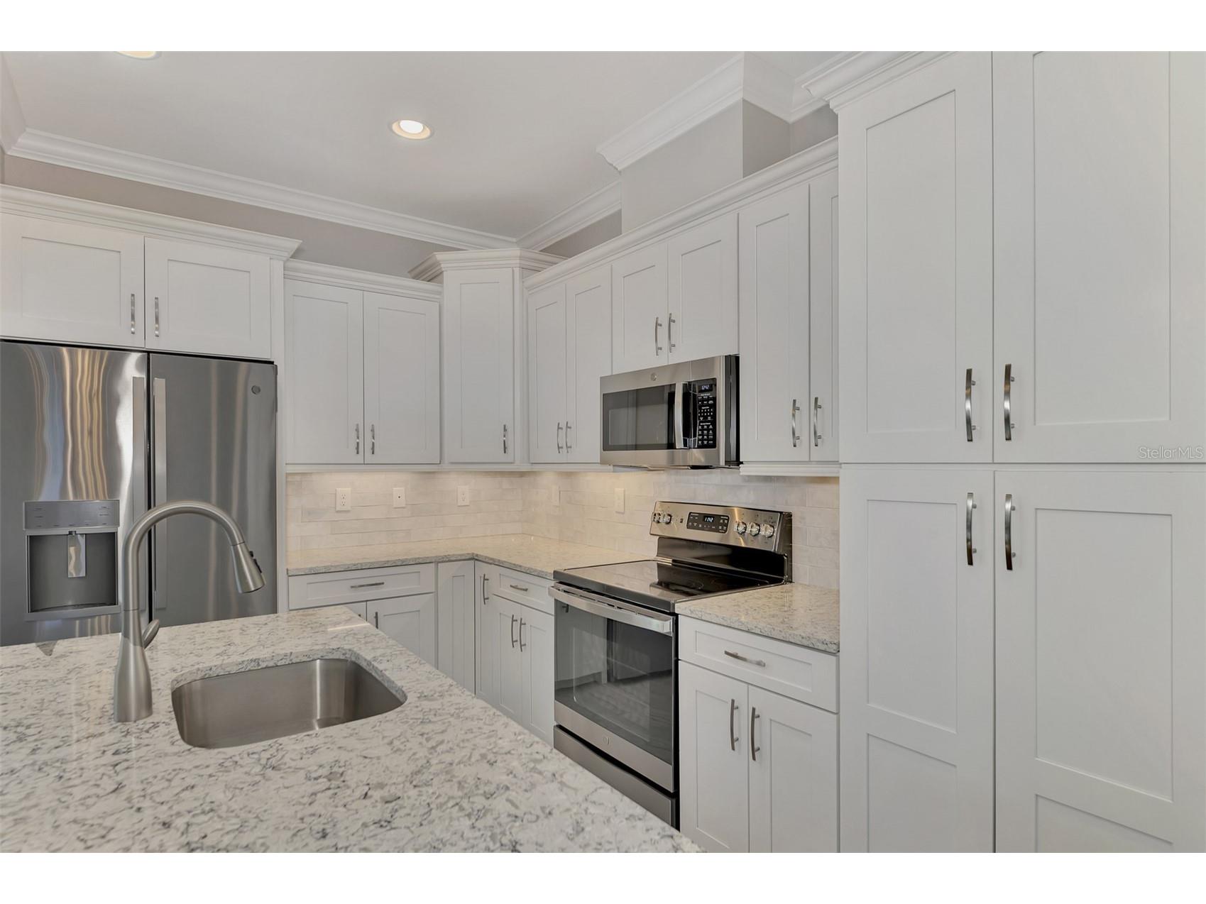 906 E Venice Avenue Venice FL 34285 A4677777 image16