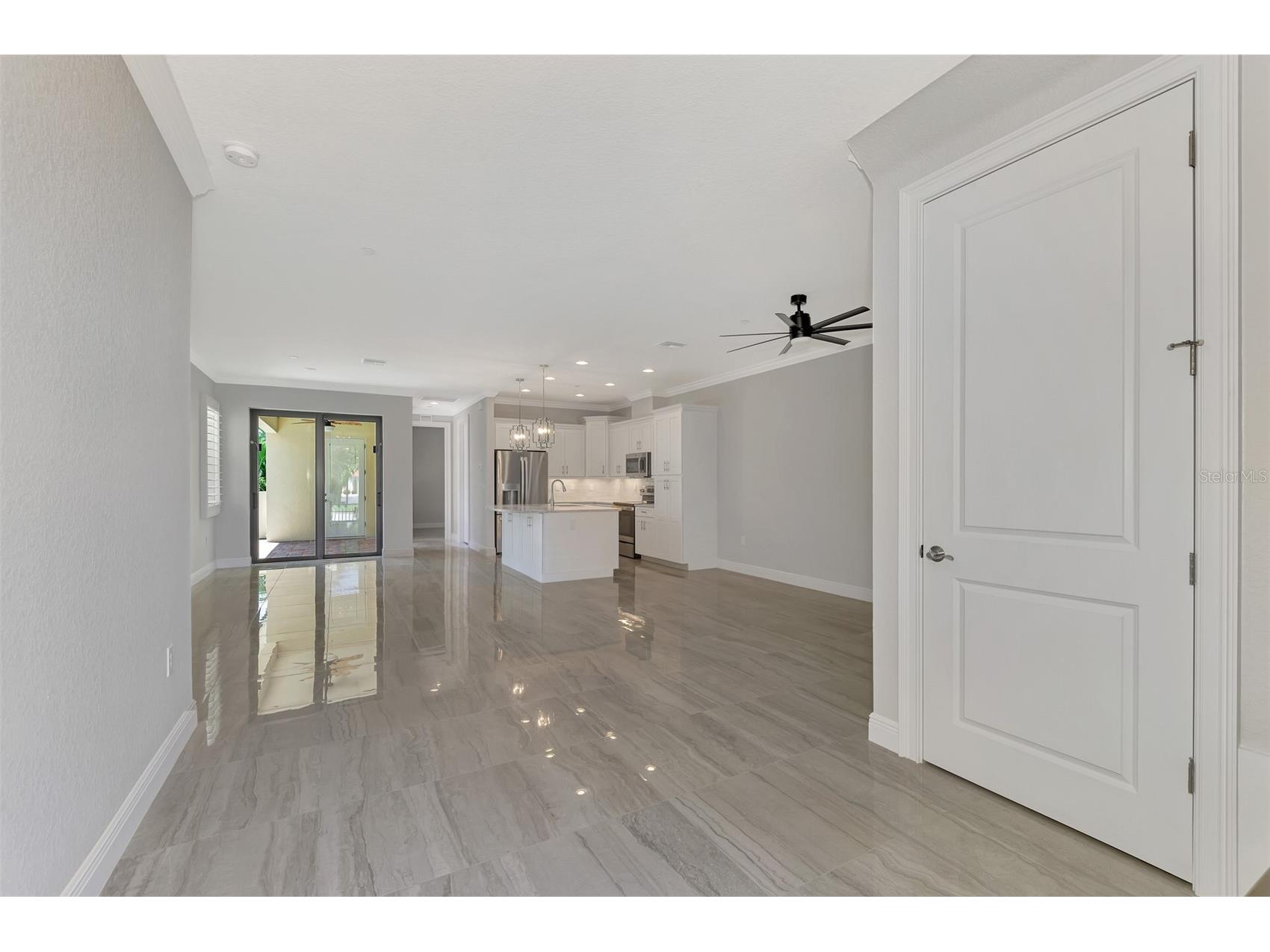 906 E Venice Avenue Venice FL 34285 A4677777 image4