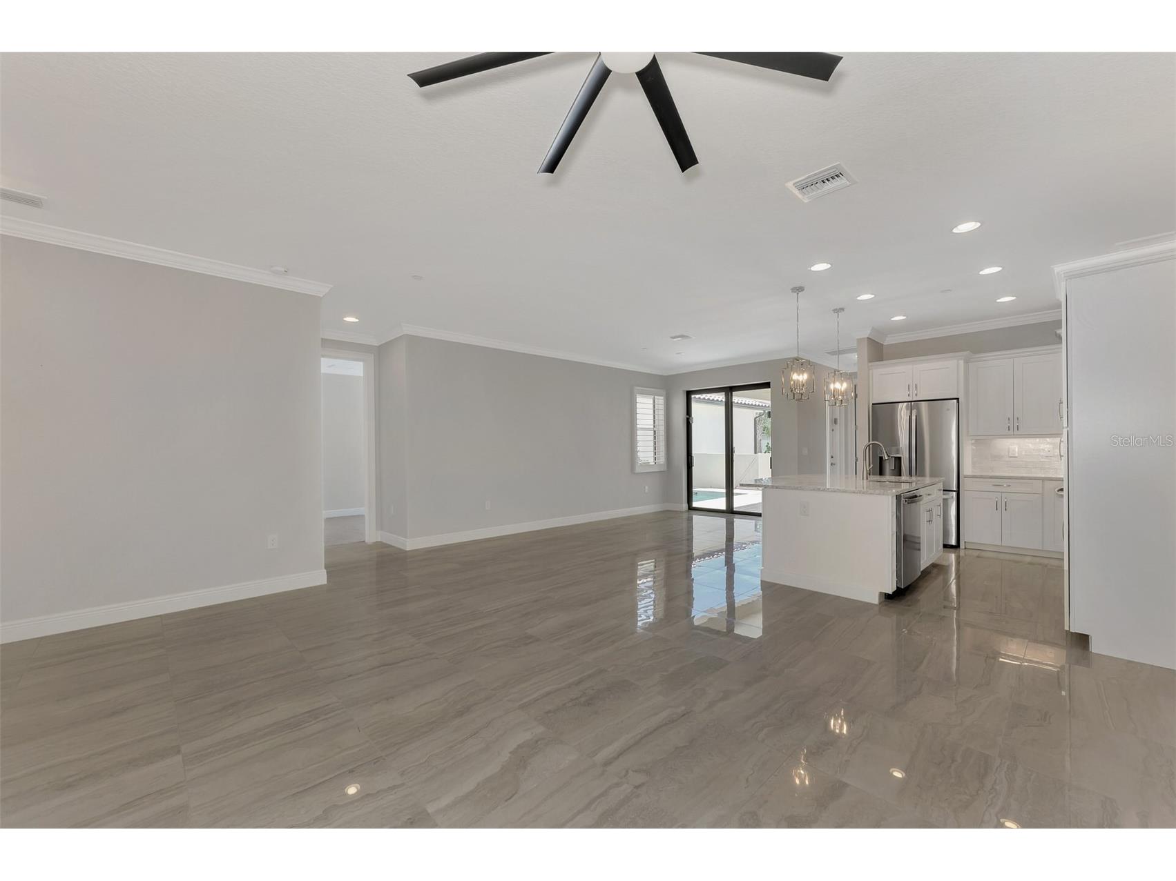 906 E Venice Avenue Venice FL 34285 A4677777 image8