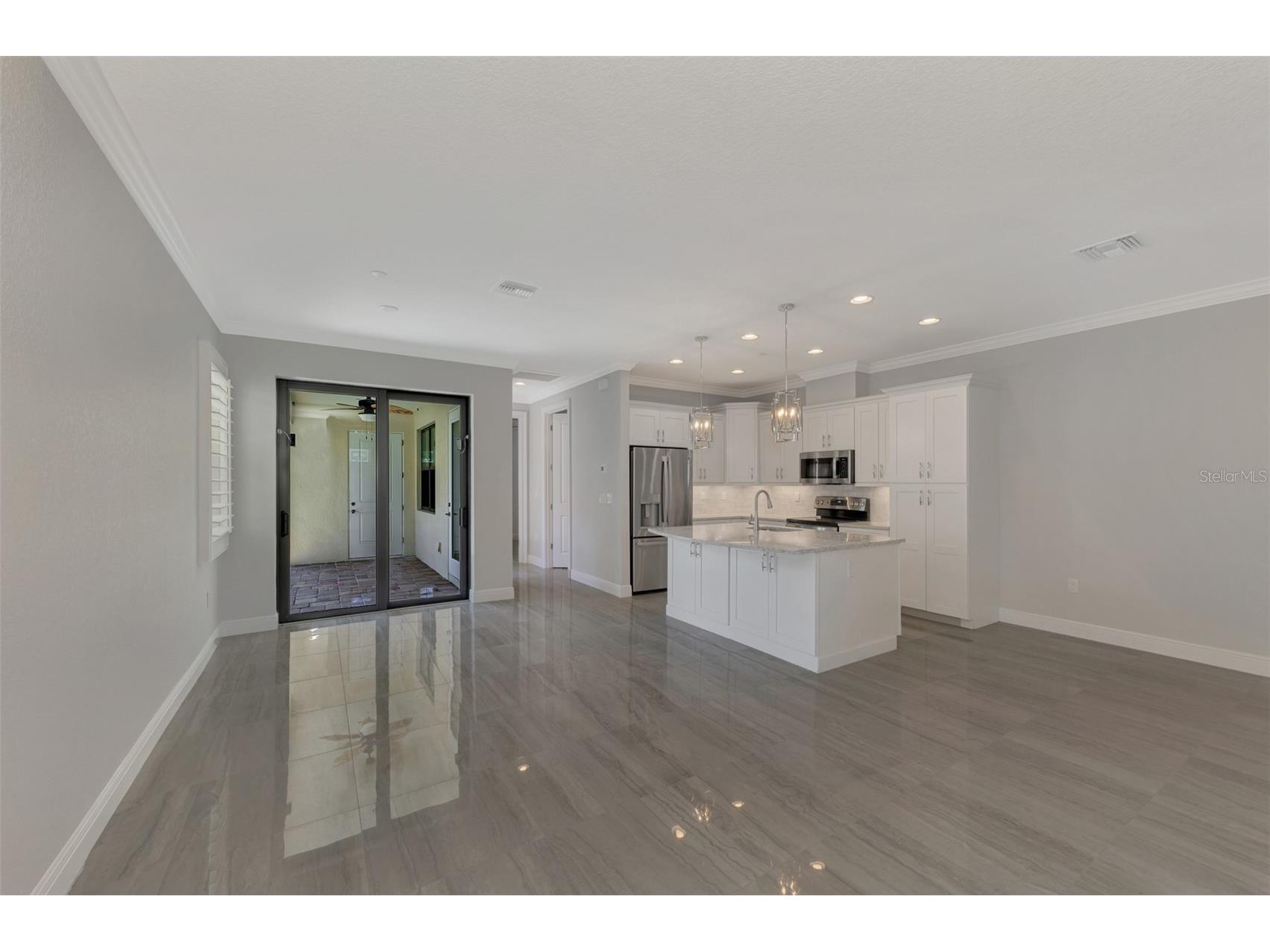 906 E Venice Avenue Venice FL 34285 A4677777 image9