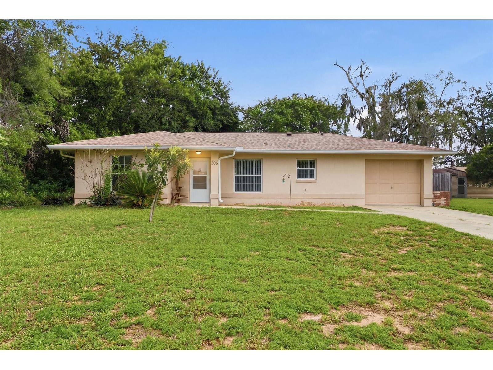 906 Oak Street Inverness FL 34452 OM726598 image1