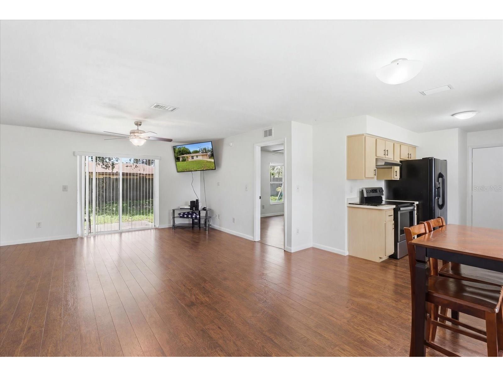 906 Oak Street Inverness FL 34452 OM726598 image3