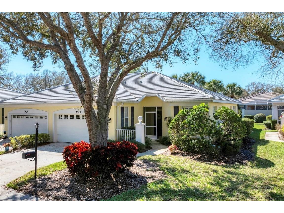 906 Paisley Court #4 Venice FL 34293 N6131302 image1