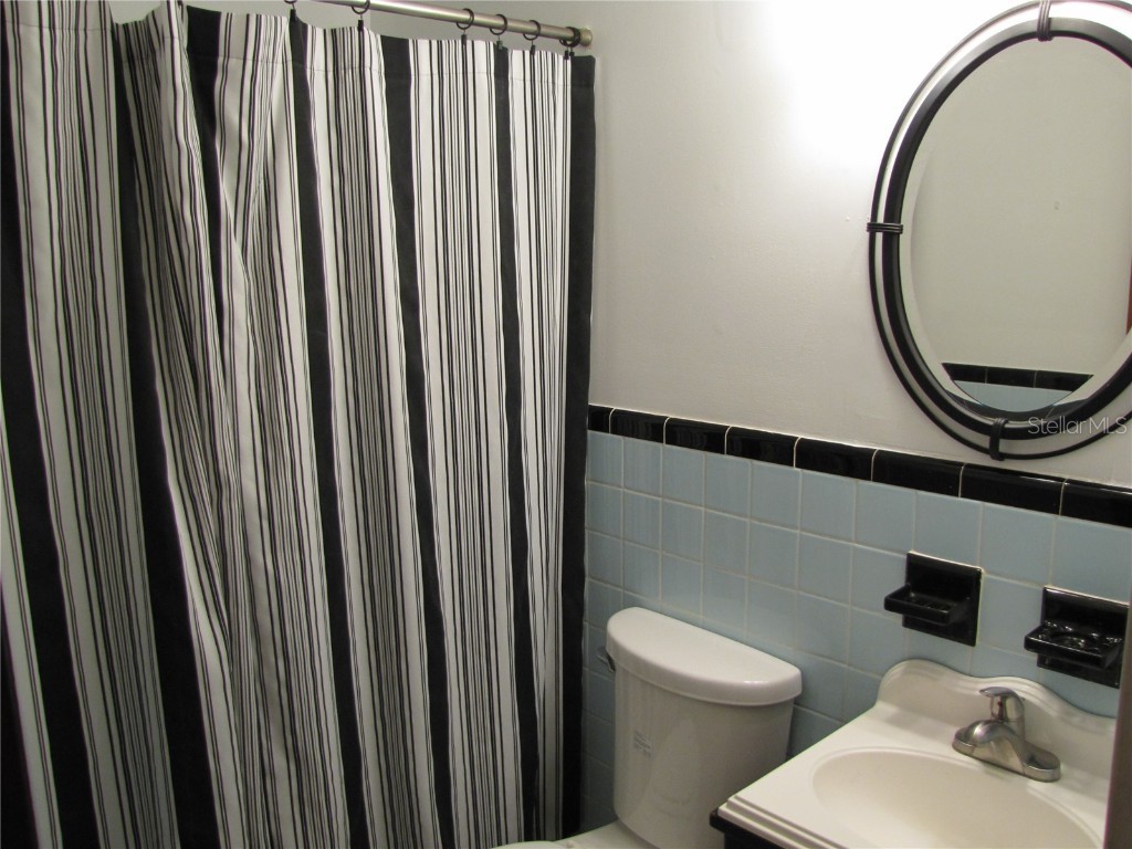 906 Ralkell Road Tampa FL 33612 TB8422669 image14