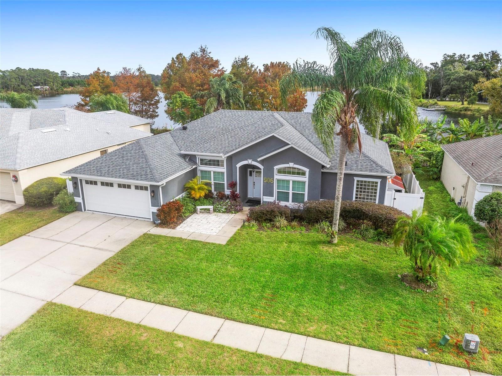 906 S Lake Lindley Drive Deland FL 32724 - LAKE LINDLEY V4946094 image1
