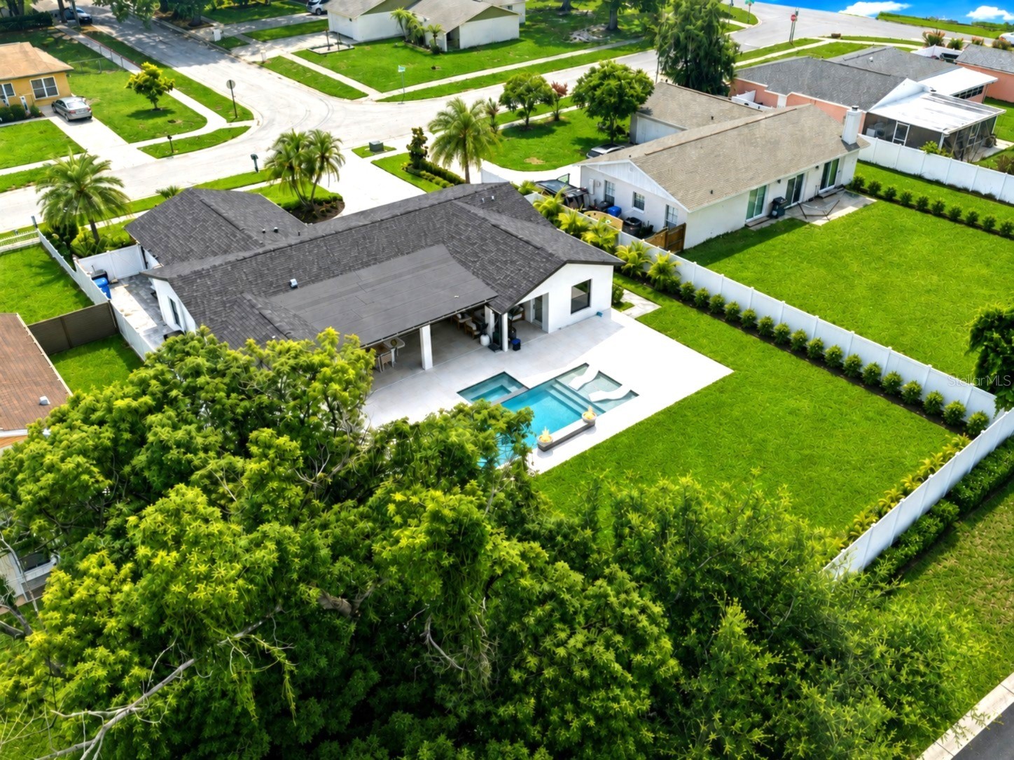 906 Samy Drive Tampa FL 33613 TB8520492 image48