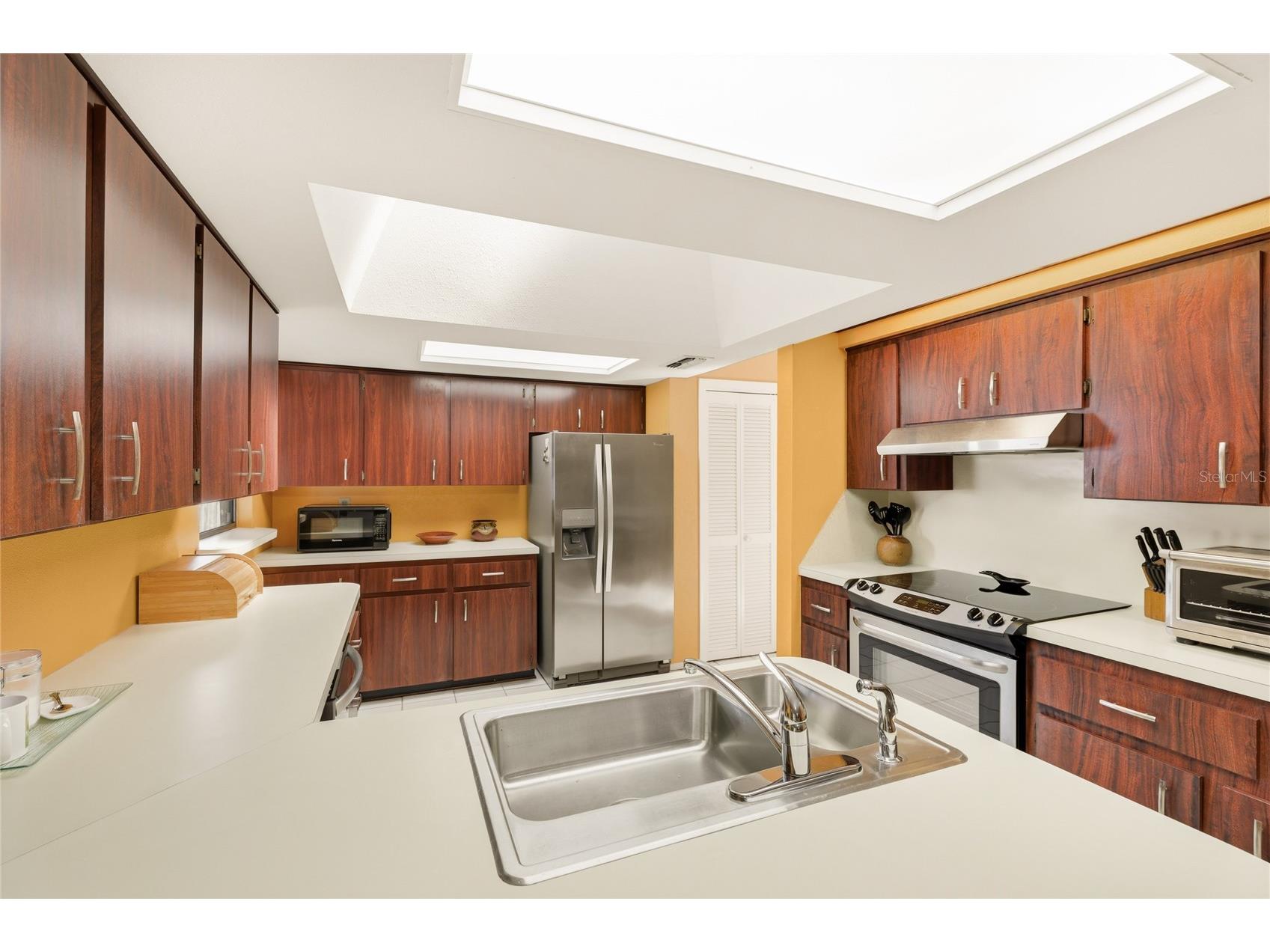 906 Tropical Drive Bradenton FL 34208 A4686030 image14