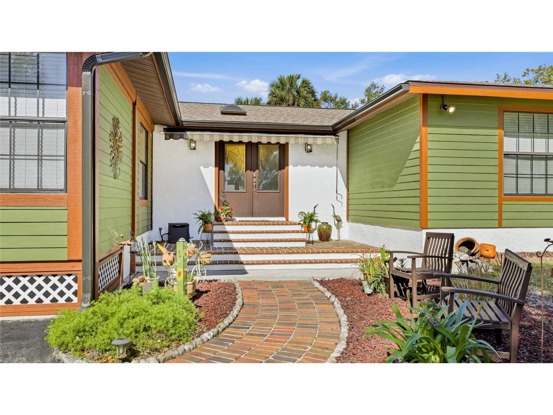 906 Tropical Drive Bradenton FL 34208 A4686030 image2
