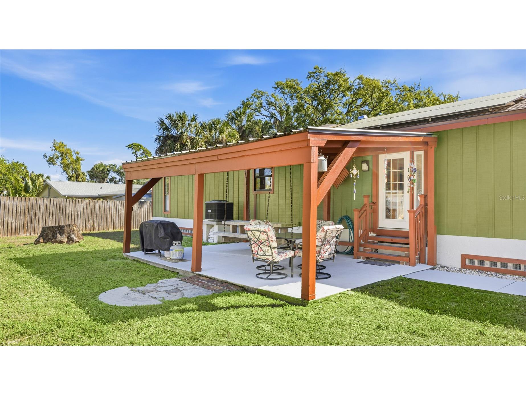 906 Tropical Drive Bradenton FL 34208 A4686030 image36