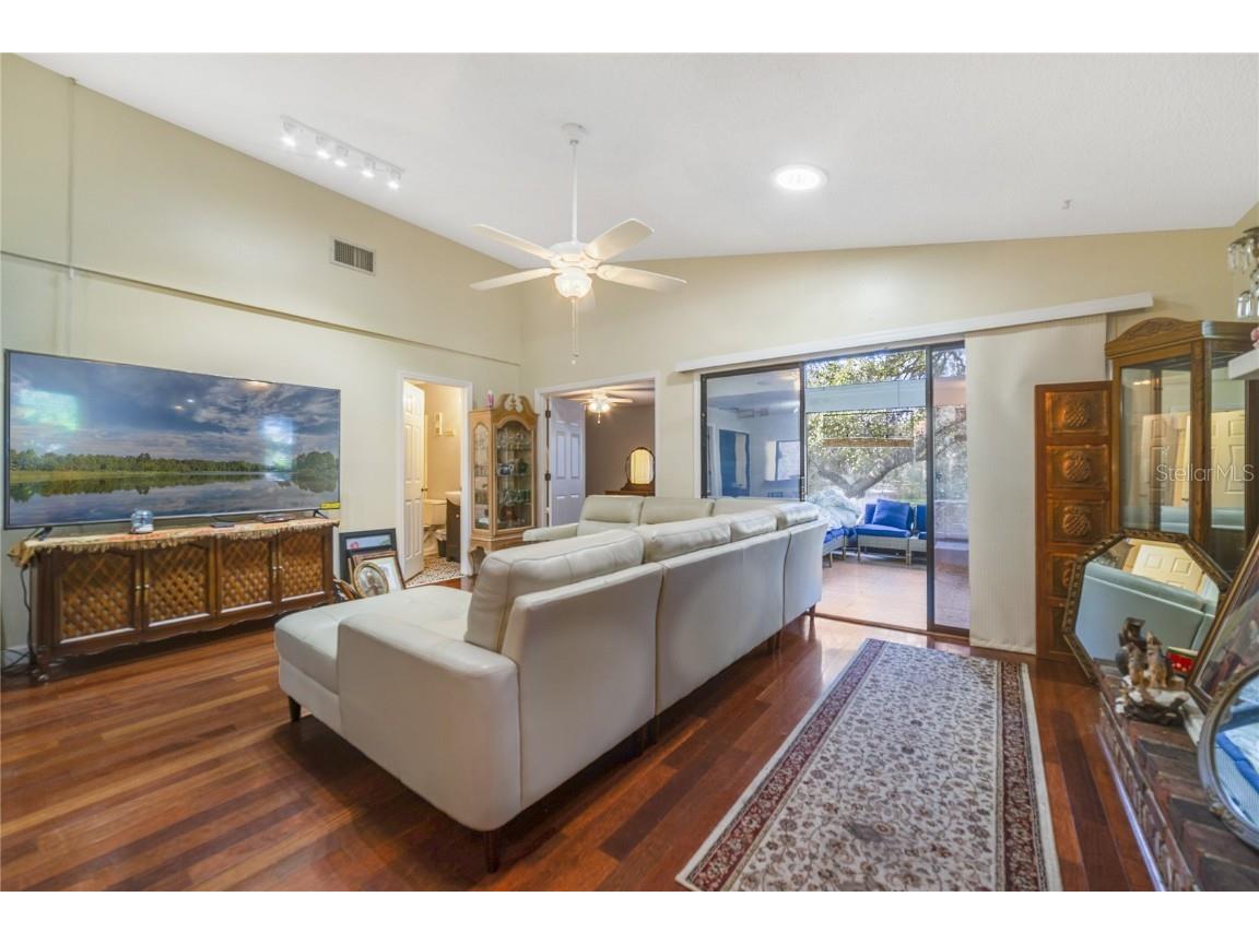 906 Village Green Road Deland FL 32720 V4946108 image18