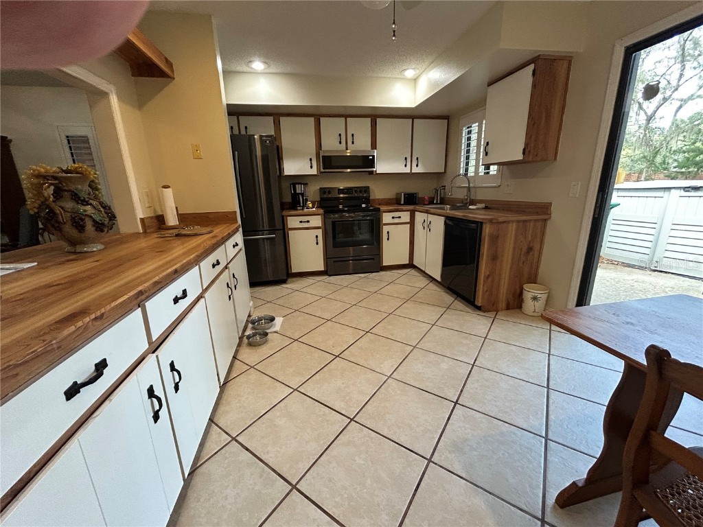 906 Village Green Road Deland FL 32720 V4946108 image26