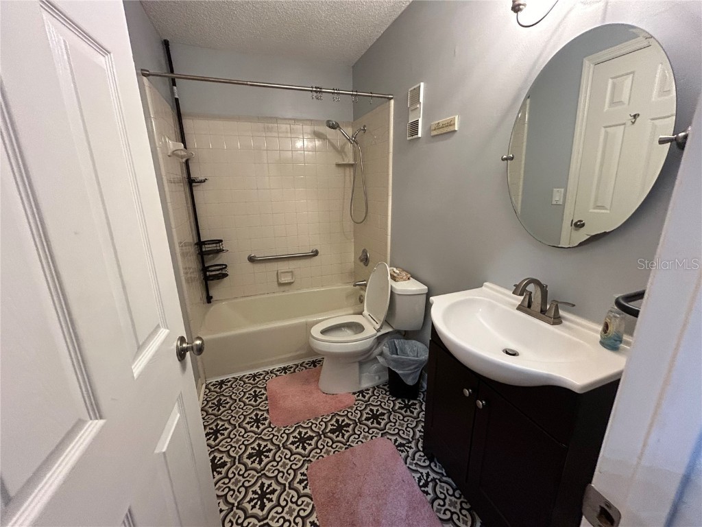 906 Village Green Road Deland FL 32720 V4946108 image32