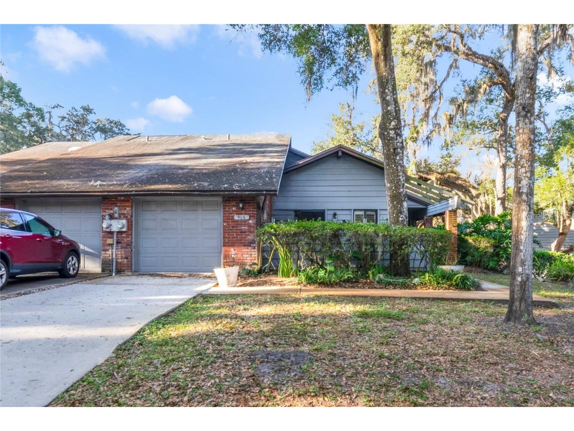 906 Village Green Road Deland FL 32720 V4946108 image41