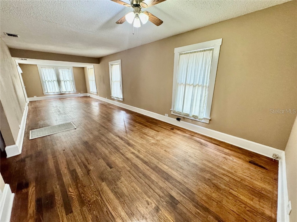 906 W Baker Street Plant City FL 33563 TB8449569 image10