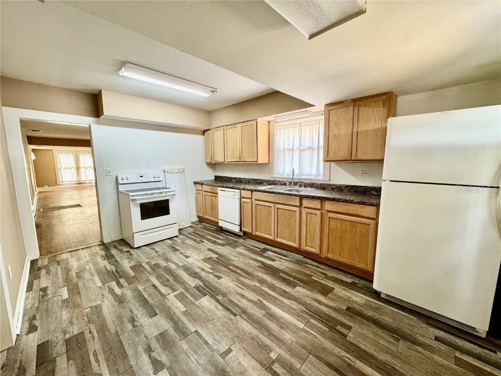 906 W Baker Street Plant City FL 33563 TB8449569 image6