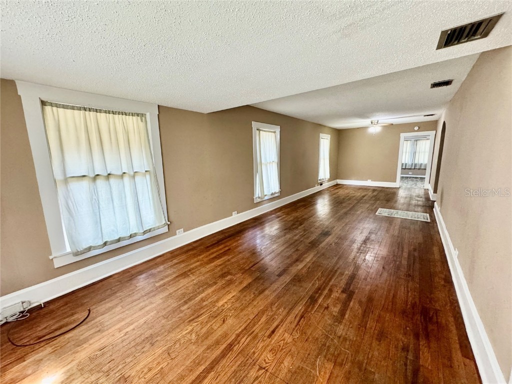 906 W Baker Street Plant City FL 33563 TB8449569 image9