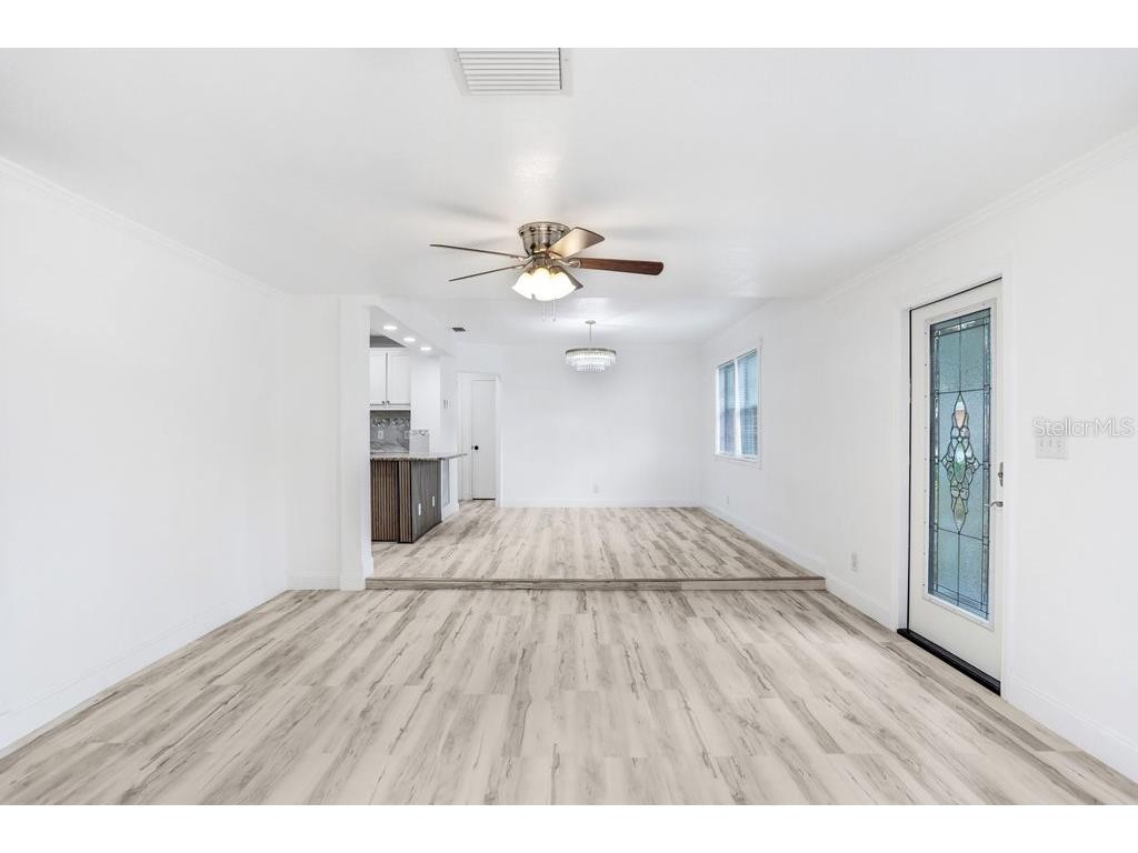 906 Woodlawn Avenue Plant City FL 33563 TB8496462 image16