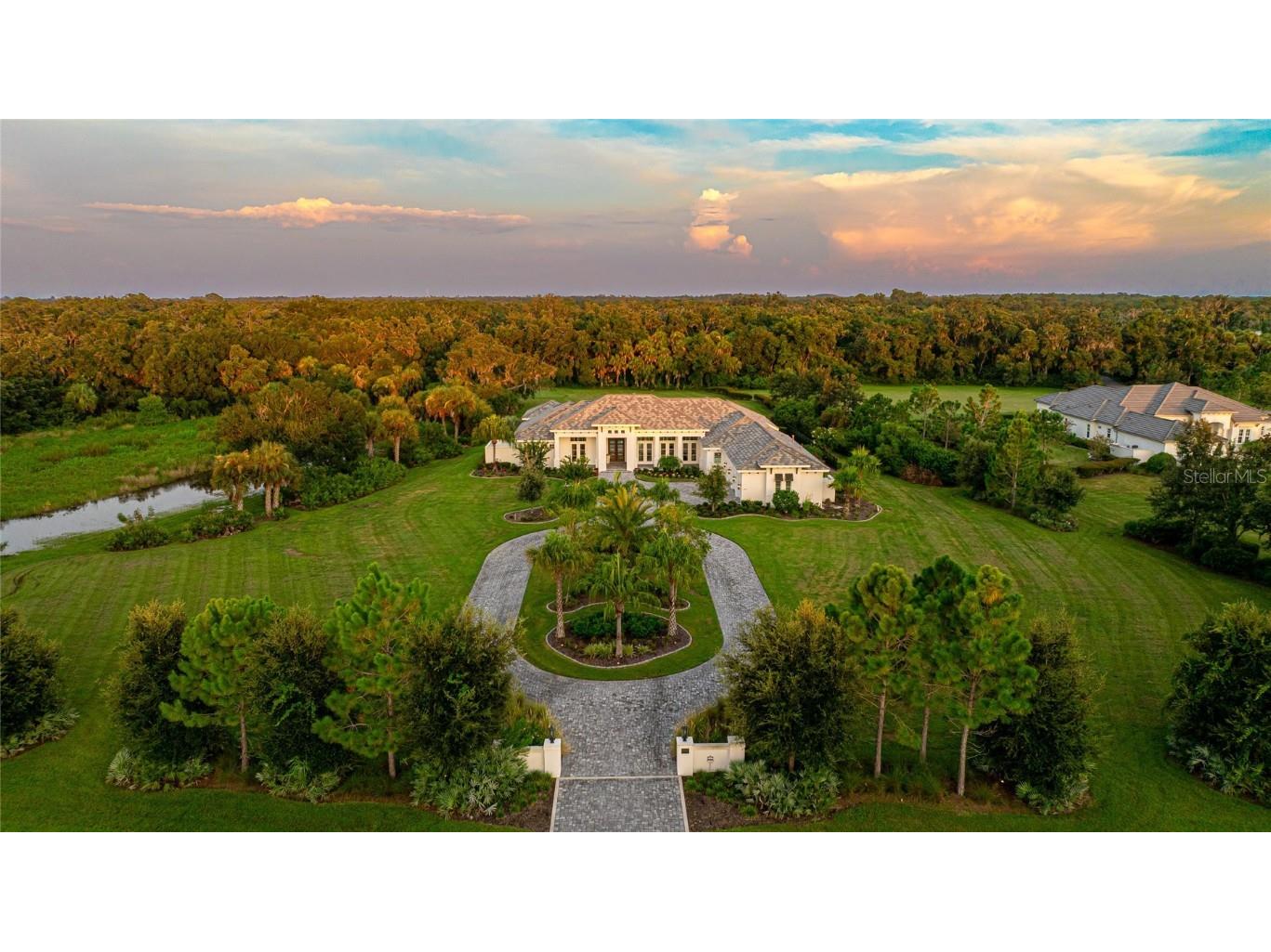 9060 Swaying Branch Road Sarasota FL 34241 A4619315 image1