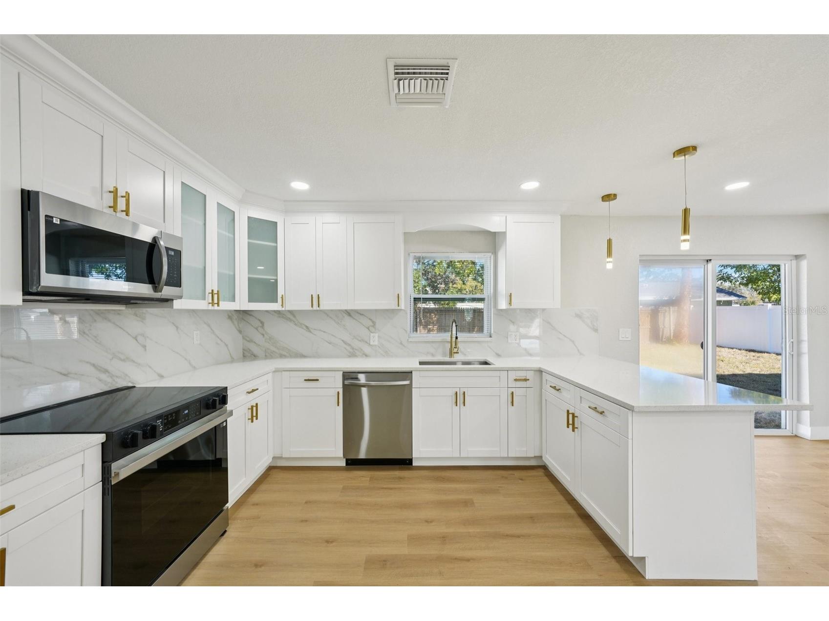 9061 Sunrise Drive Largo FL 33773 TB8466442 image19