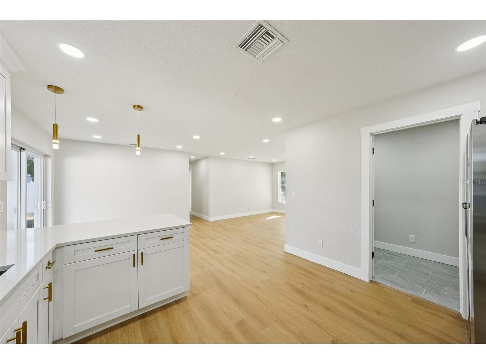 9061 Sunrise Drive Largo FL 33773 TB8466442 image20