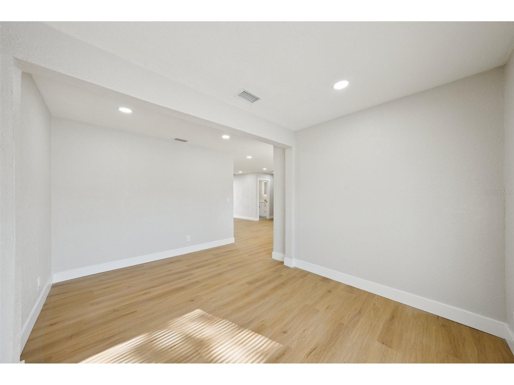 9061 Sunrise Drive Largo FL 33773 TB8466442 image30