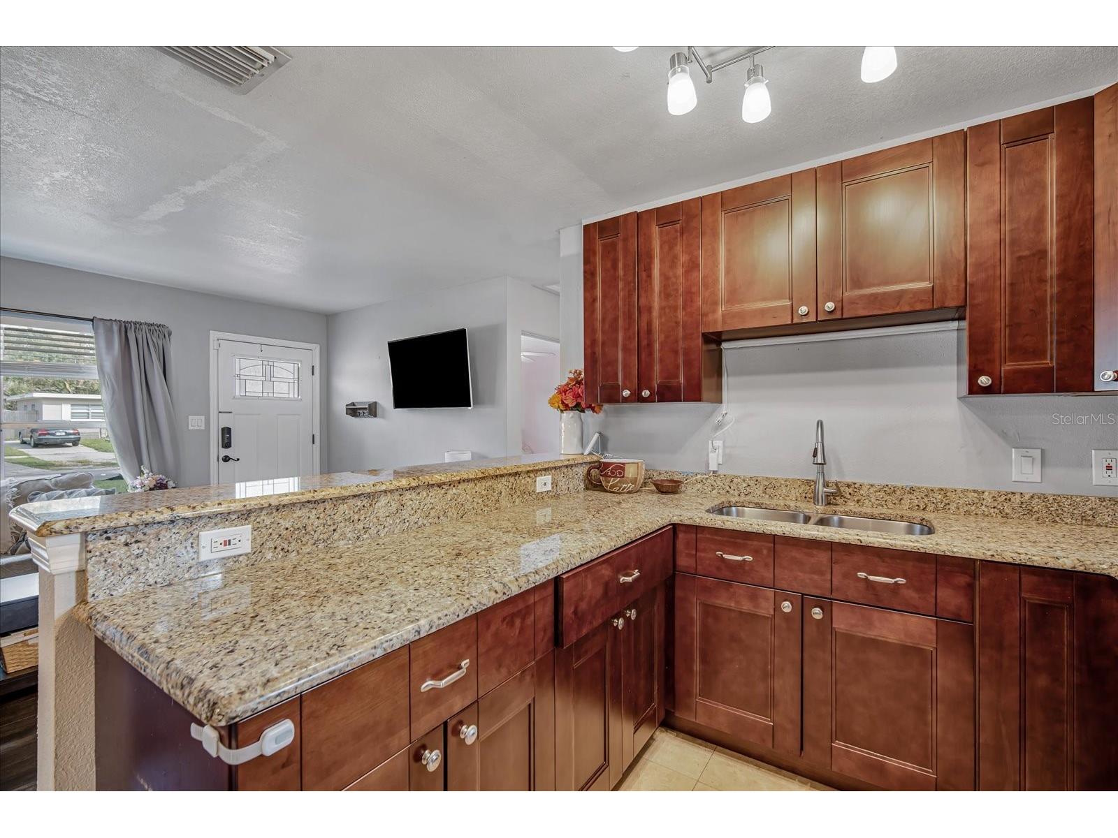 9064 93rd Street Seminole FL 33777 TB8507459 image9