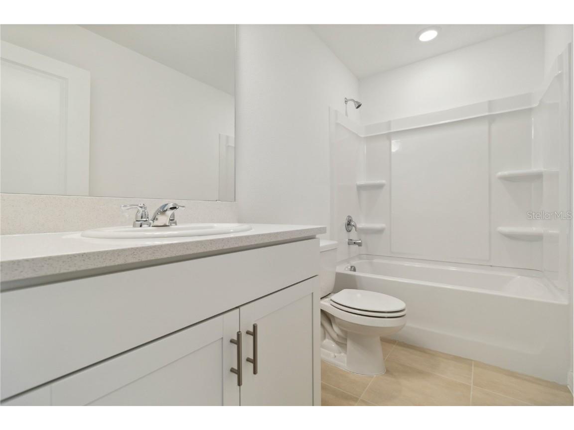 9064 Driven Snow Street Sarasota FL 34241 A4652990 image18