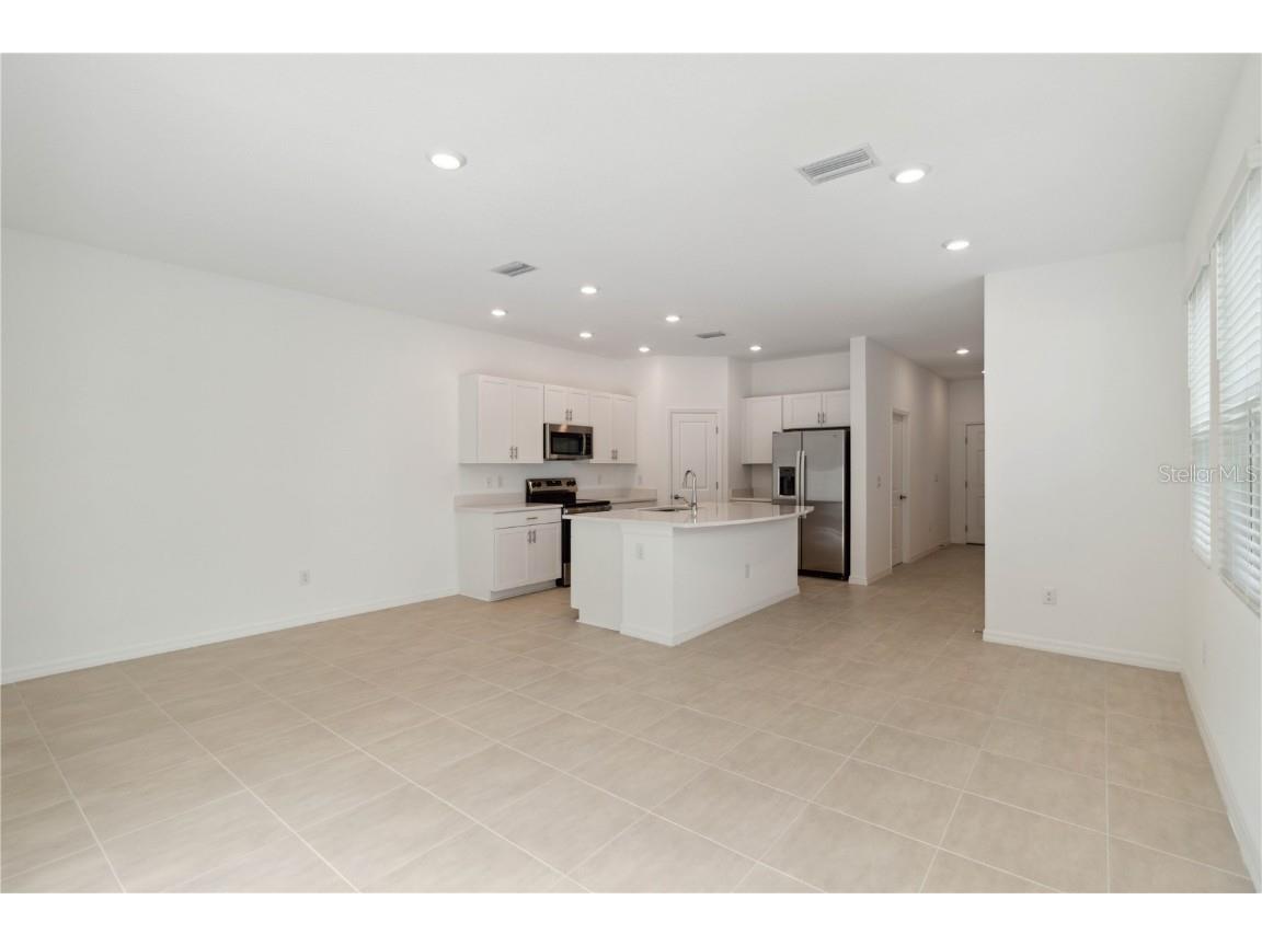 9064 Driven Snow Street Sarasota FL 34241 A4652990 image4