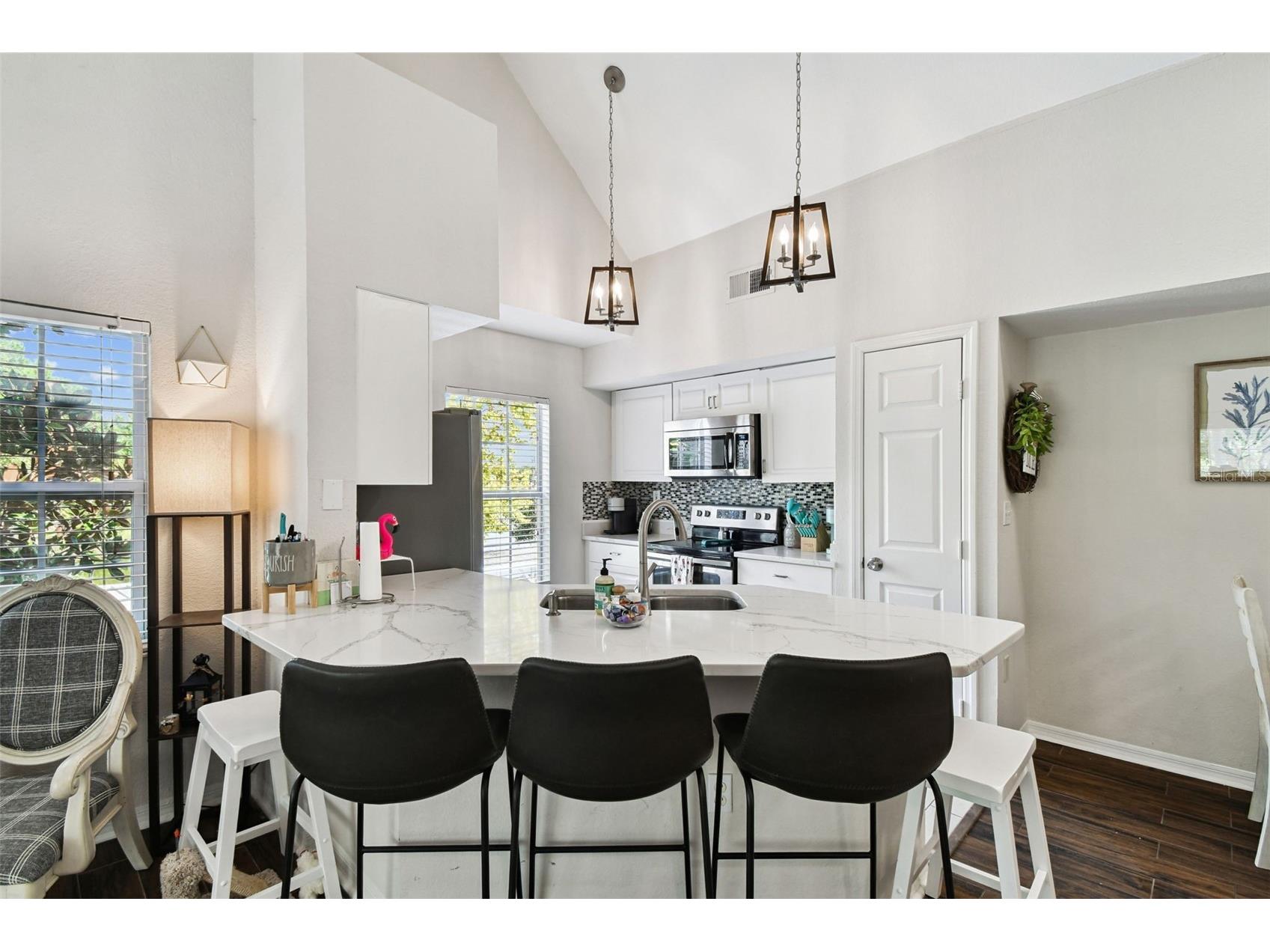 9064 Lake Chase Island Way Tampa FL 33626 TB8518902 image12