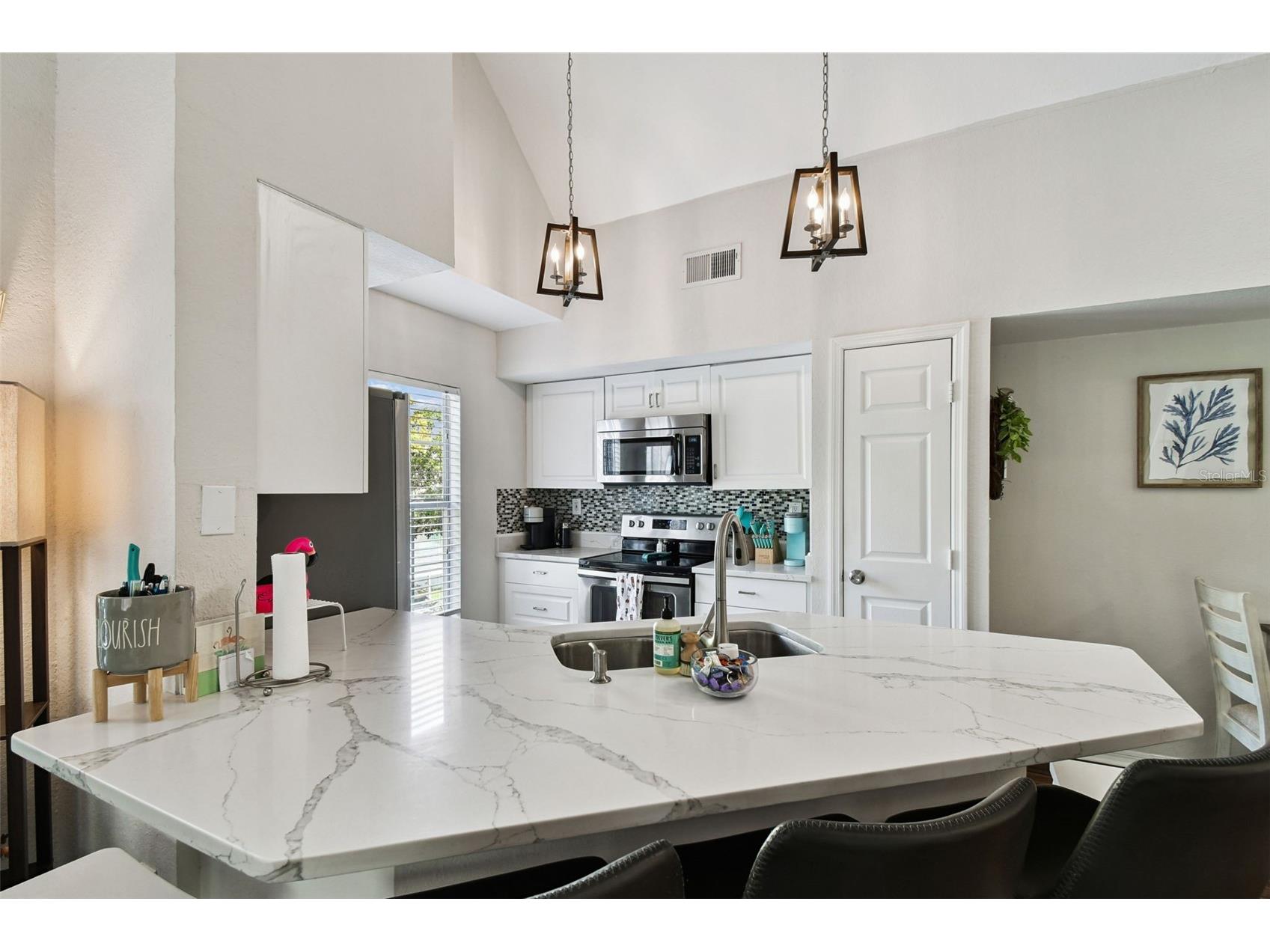 9064 Lake Chase Island Way Tampa FL 33626 TB8518902 image13