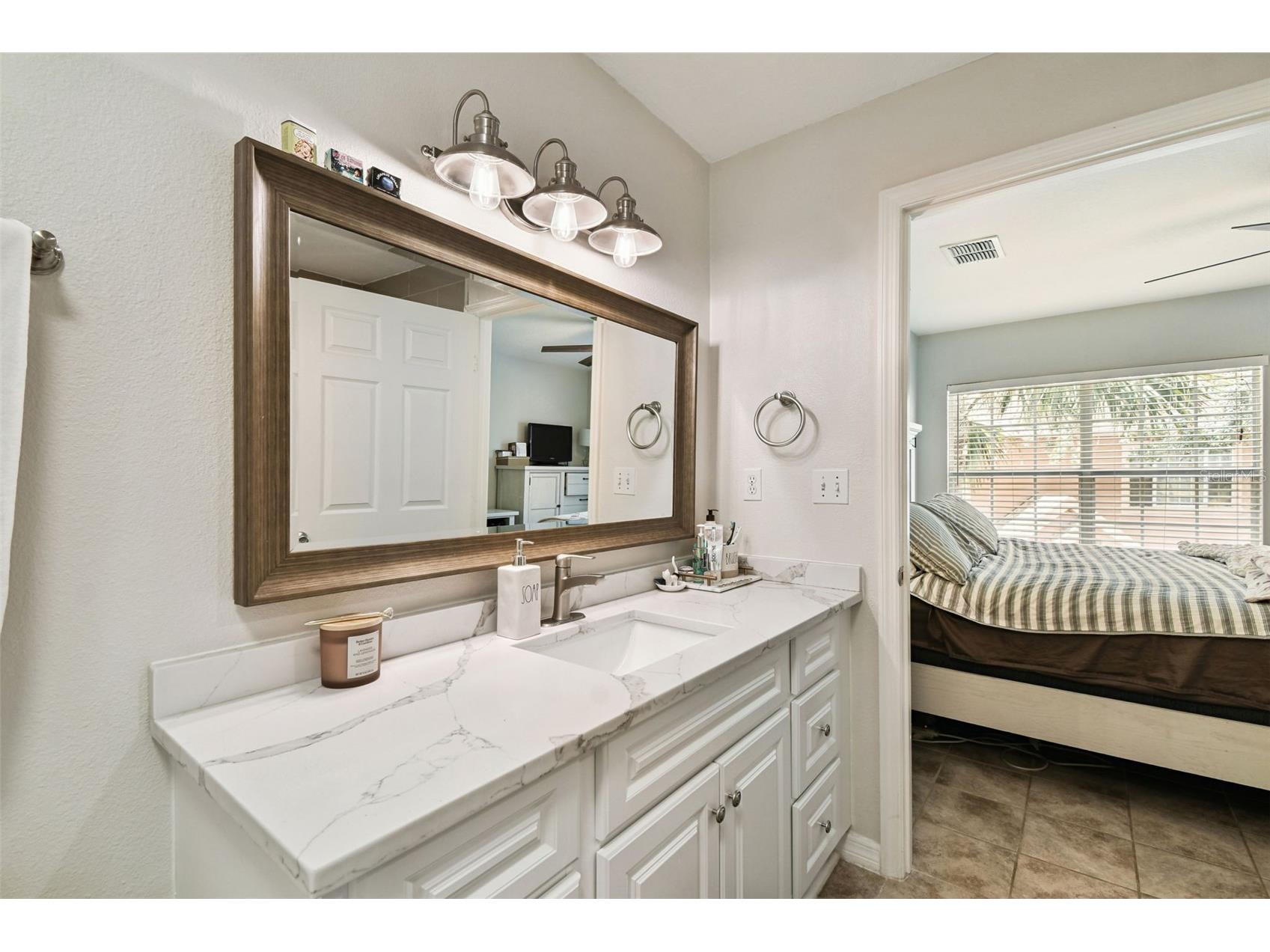 9064 Lake Chase Island Way Tampa FL 33626 TB8518902 image30