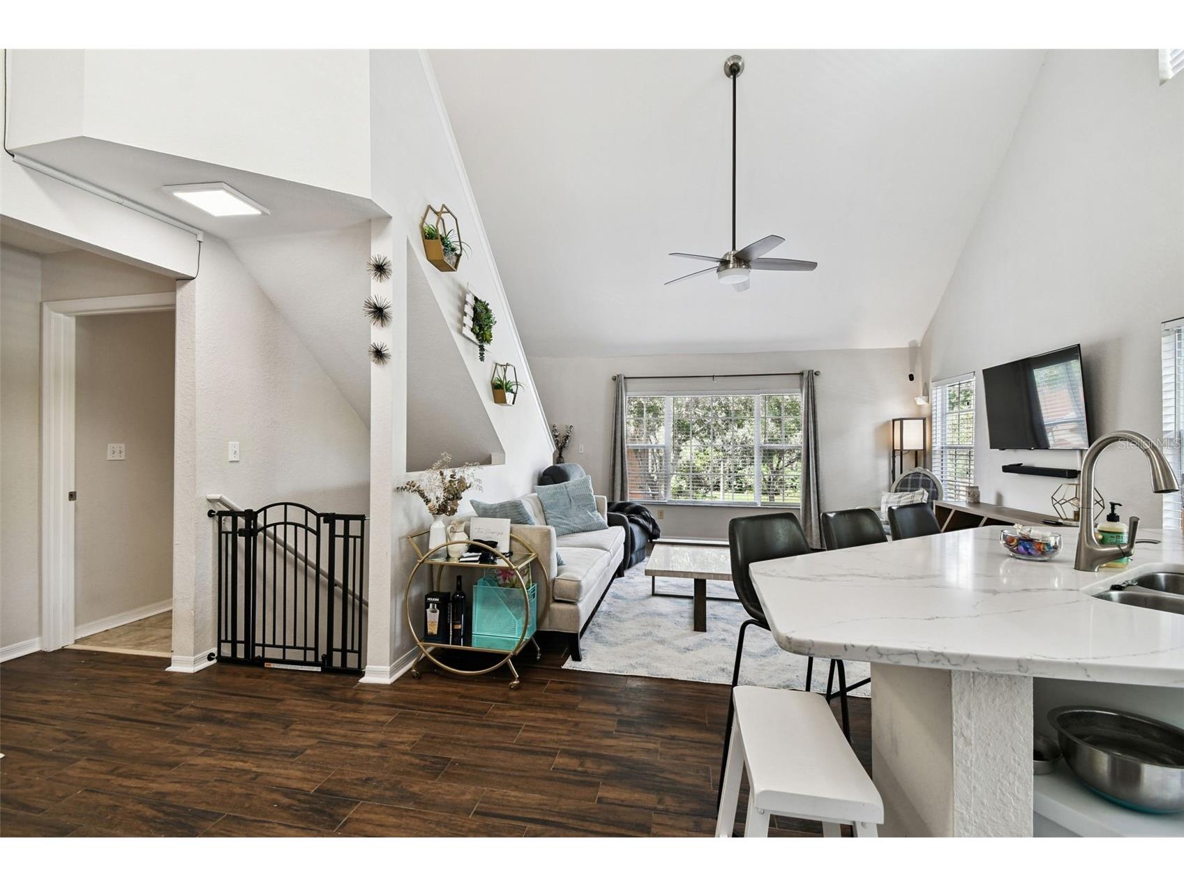 9064 Lake Chase Island Way Tampa FL 33626 TB8518902 image9
