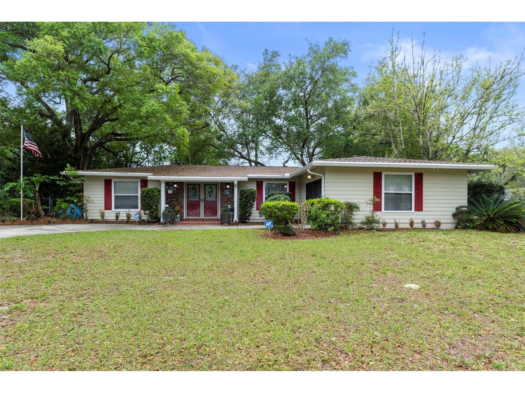 9066 N Golfview Drive Citrus Springs FL 34434 W7885117 image1