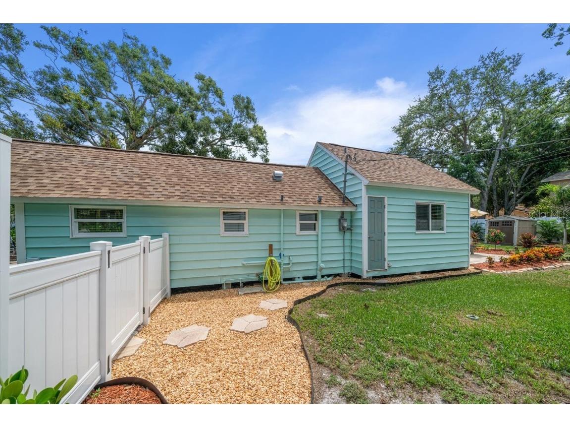 907 15th Avenue NW Largo FL 33770 TB8420117 image35