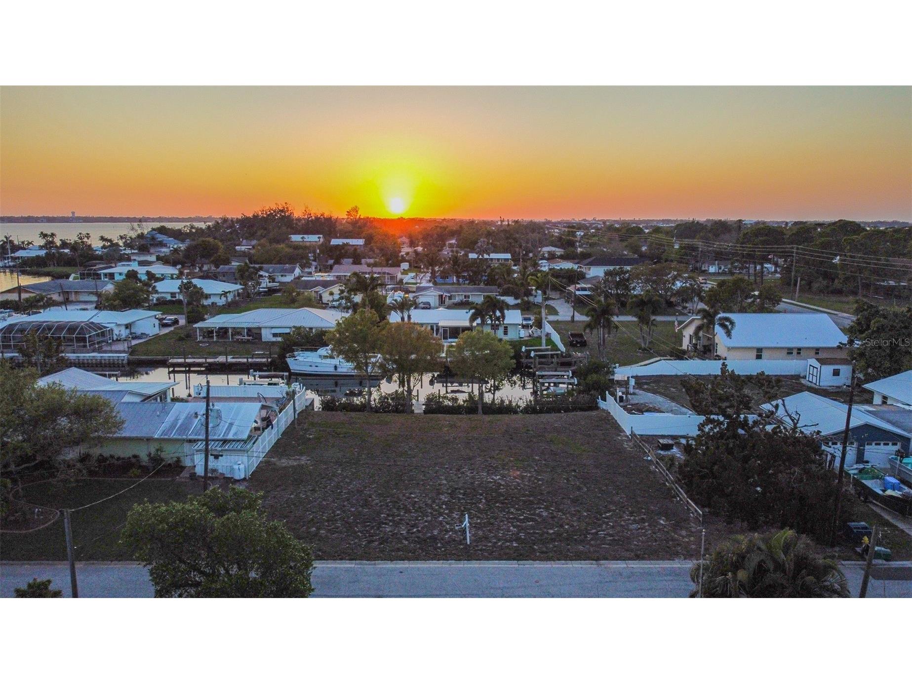 907 22nd Avenue W Palmetto FL 34221 A4685992 image1