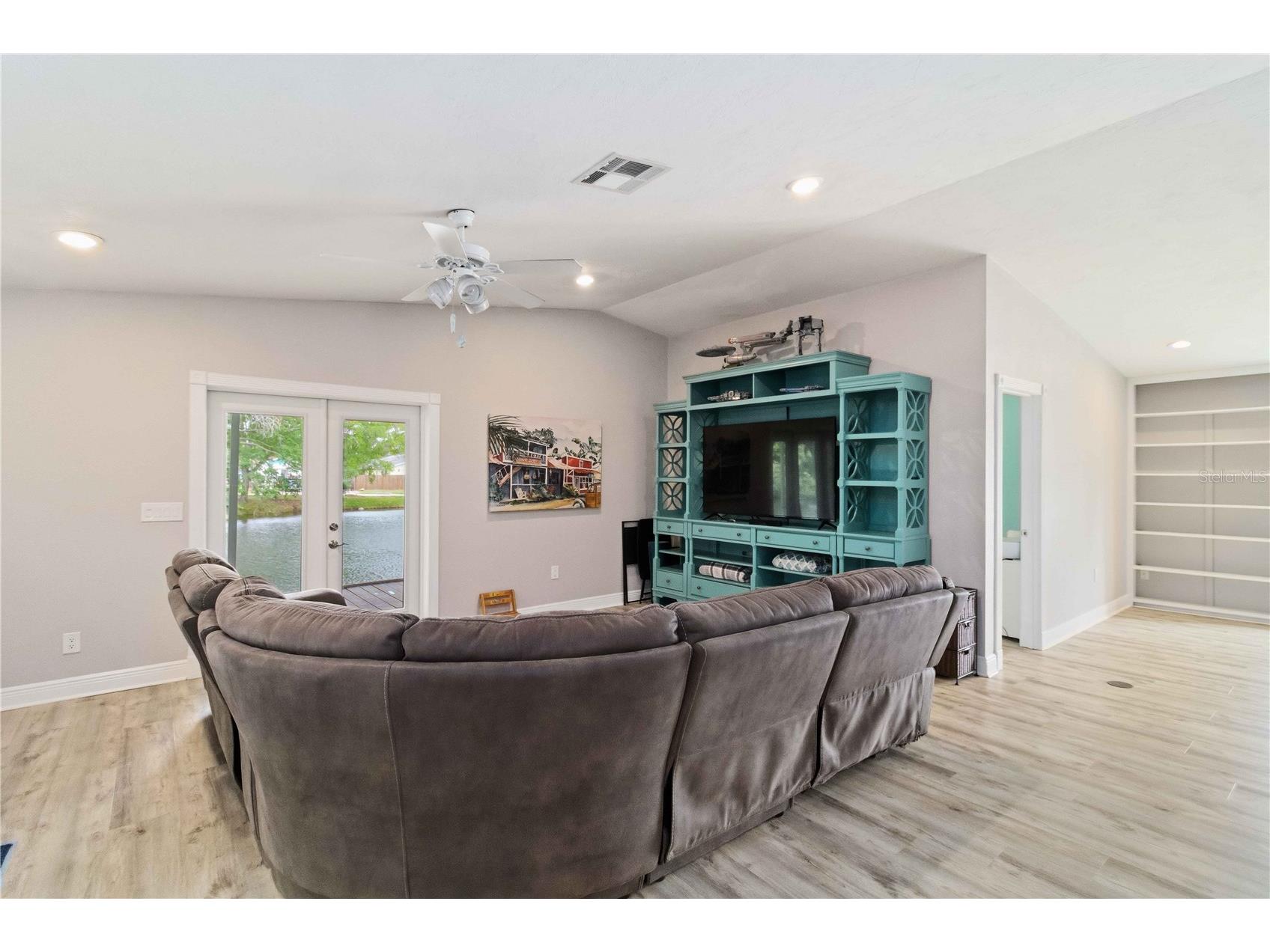 907 69th Street NW Bradenton FL 34209 A4688823 image16
