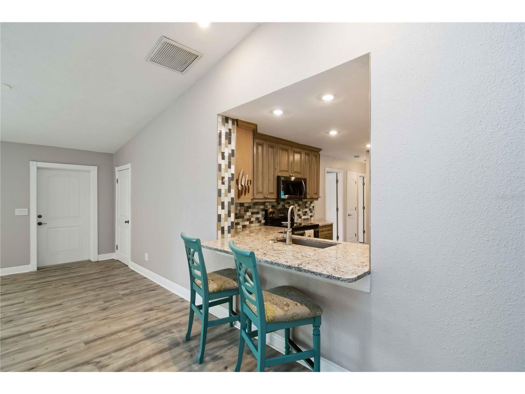 907 69th Street NW Bradenton FL 34209 A4688823 image19