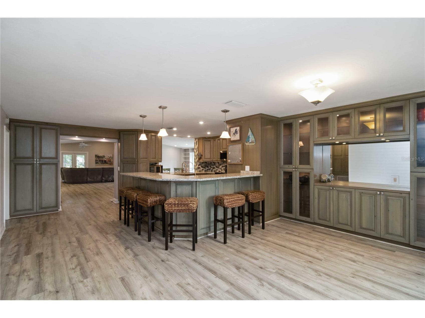 907 69th Street NW Bradenton FL 34209 A4688823 image5